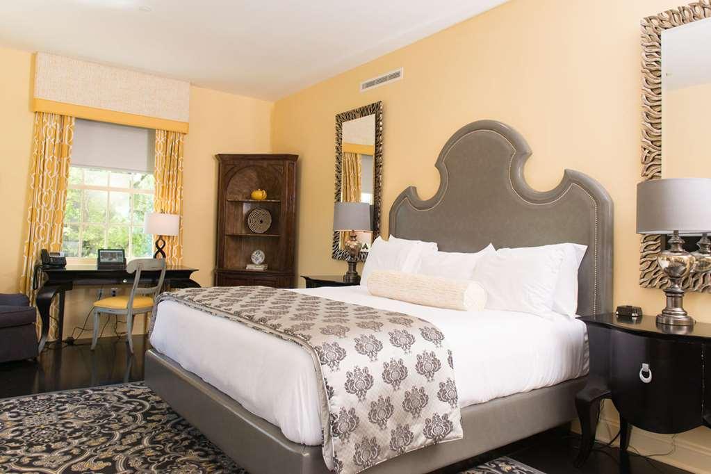 The Mayton Cary Kamer foto