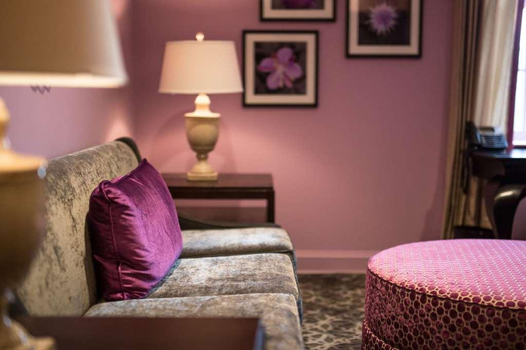 The Mayton Cary Kamer foto